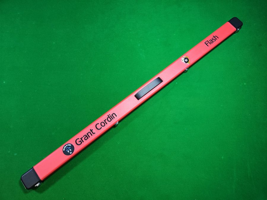 Red Grant Cordin cue case with embroidered badge